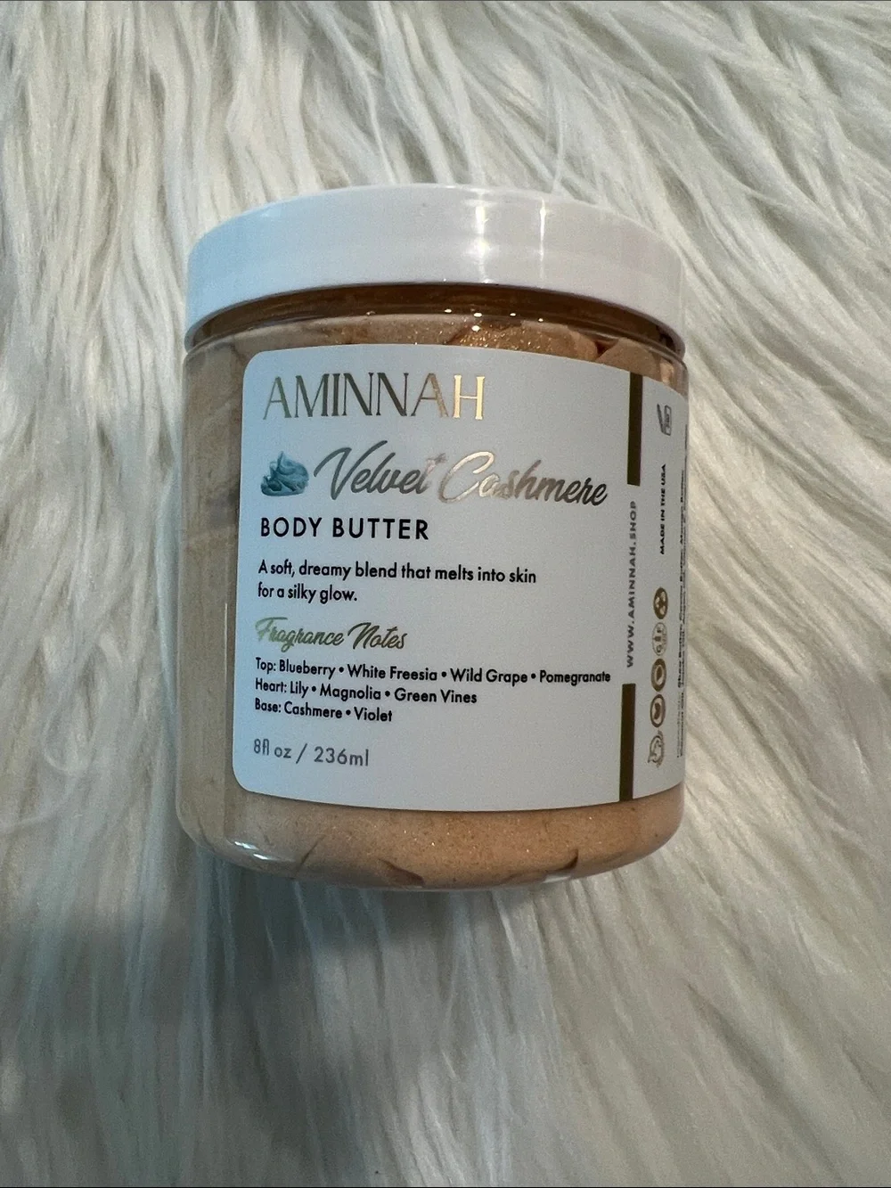 NWT Aminnah Velvet Cashmere Body Butter retails $38.00 USD